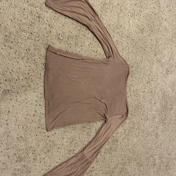 Kirious top - Picture 2 of 3